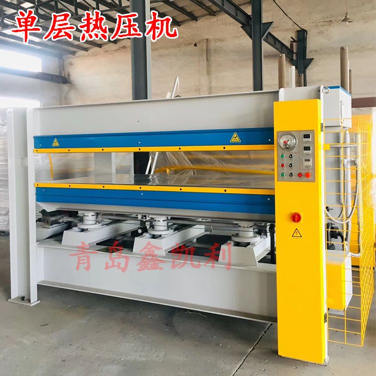 大家熟悉的熱壓機(jī)那么工作原理是啥呢