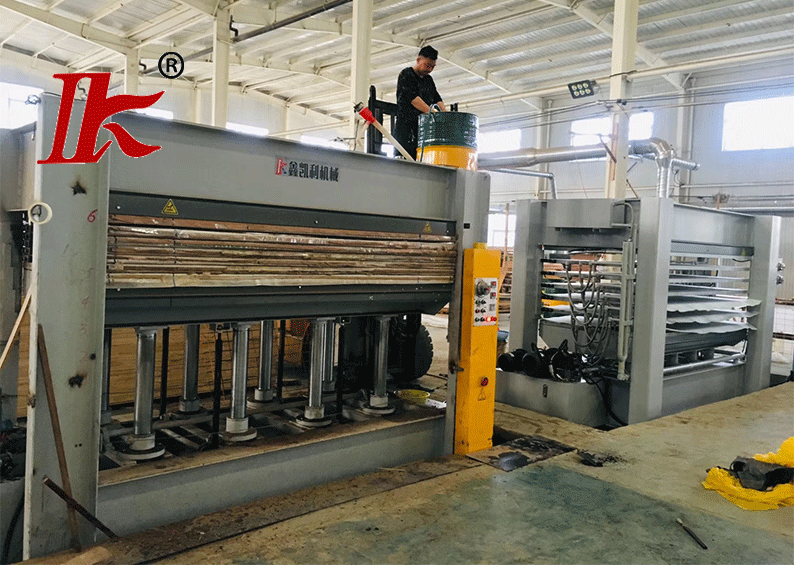 威?？蛻?hù)調(diào)試車(chē)間